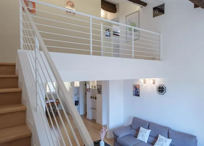 Daire Luxury Penthouse In The Heart Of