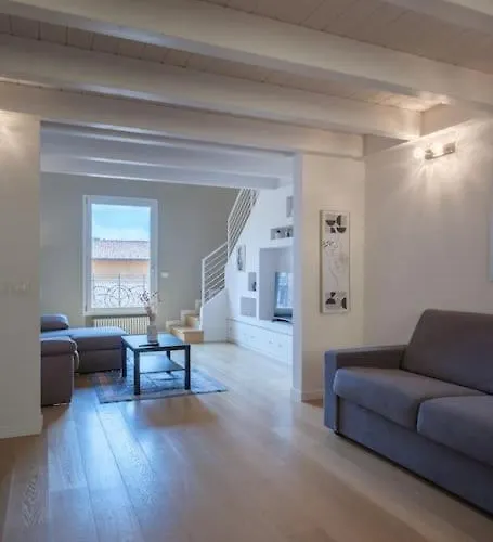 Luxury Penthouse In The Heart Of Daire