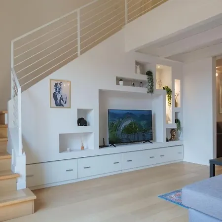 Luxury Penthouse In The Heart Of